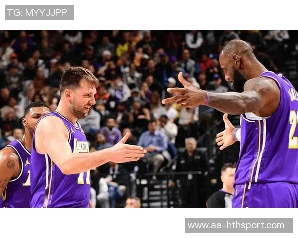 东契奇揭幕战狂砍40分成队史第三人追平科比贝勒辉煌成就